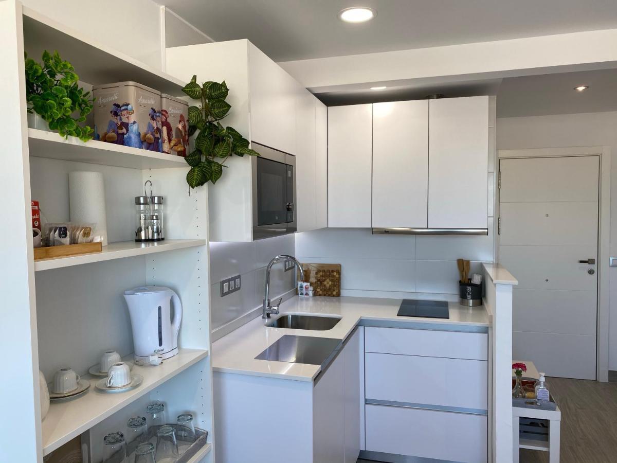 Residencial Santa Justa - Vacacional Sevilla Eksteriør billede