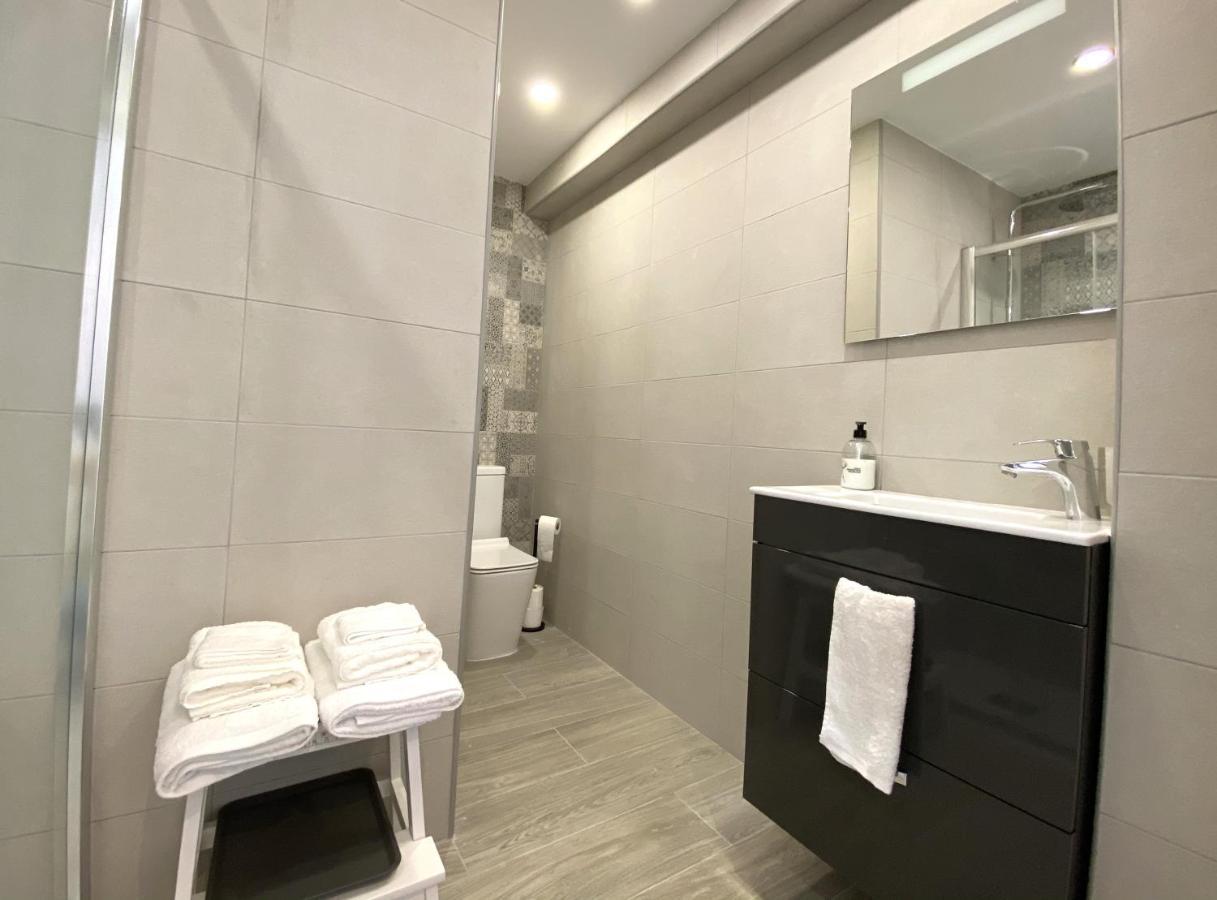 Residencial Santa Justa - Vacacional Sevilla Eksteriør billede